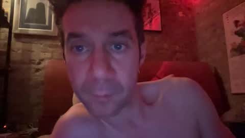 Djangus Roundstone online show from December 2025 01:11:01 AM