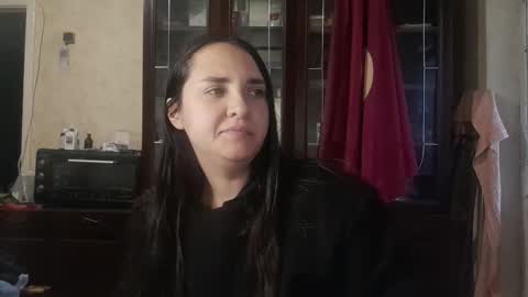 Snapshot of voulezvous_angel chatting on November 2025 05:17:01 AM voulezvous_angel online show from November 2025 05:17:01 AM