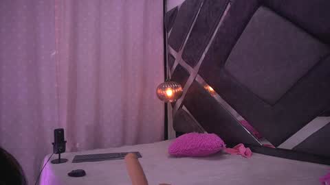 Violeta online show from February 2025 03:06:01 AM