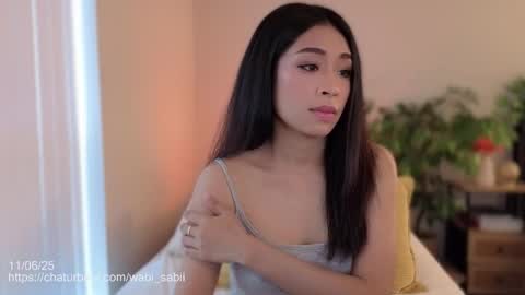 Jen online show from November 2025 07:37:01 PM