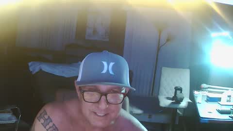 inittogetitin online show from November 2025 11:42:02 AM