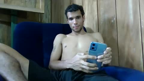 Snapshot of weedysmoky chatting on September 2025 04:17:01 PM weedysmoky online show from September 2025 04:17:01 PM