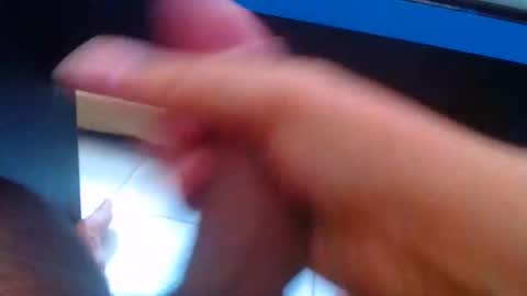 Snapshot of wellingtont chatting on October 2025 12:19:01 PM wellingtont online show from October 2025 12:19:01 PM