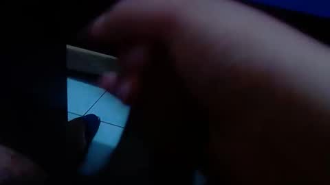 Snapshot of wellingtont chatting on October 2025 01:17:02 AM wellingtont online show from October 2025 01:17:02 AM