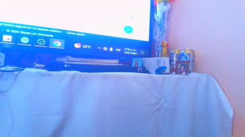 TaTis online show from January 2025 10:13:02 PM