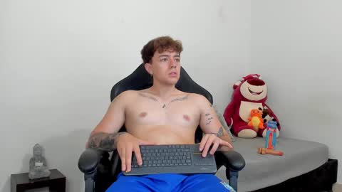 Camilo R online show from March 2025 01:00:02 AM