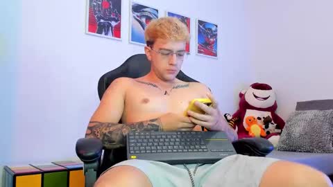 Camilo R online show from September 2025 10:39:02 AM
