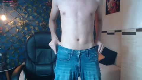 whitebull2606 online show from September 2025 12:49:02 PM