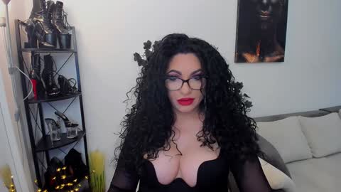 Milf Amy online show from February 2025 08:31:01 AM