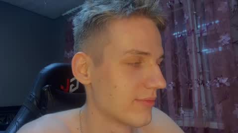 Snapshot of wiiinkyyy chatting on December 2025 06:26:01 PM wiiinkyyy online show from December 2025 06:26:01 PM