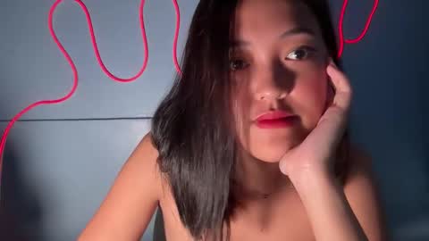 Natalia online show from September 2025 11:42:02 PM
