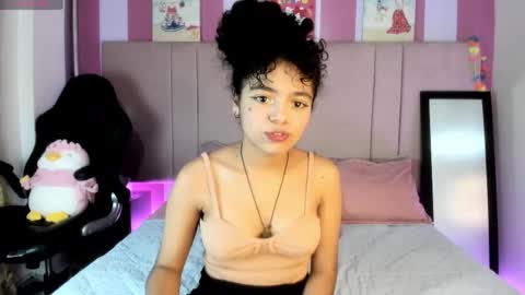  Winnifer Gonzalez  online show from March 2025 03:35:01 AM