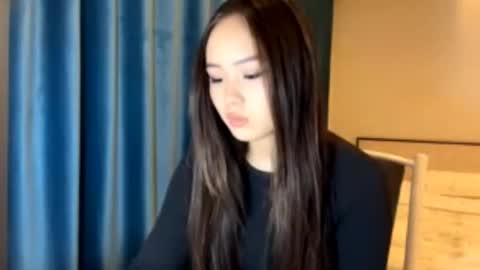 Snapshot of winterluchini chatting on November 2025 12:44:02 PM Amina online show from November 2025 12:44:02 PM