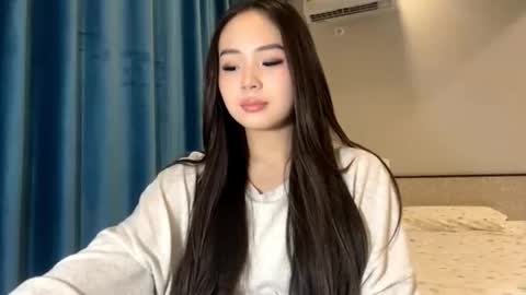 Snapshot of winterluchini chatting on December 2025 02:45:02 PM Amina online show from December 2025 02:45:02 PM