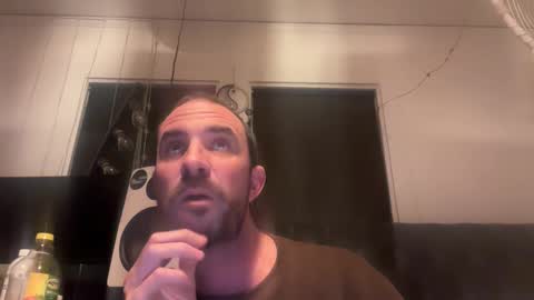 Snapshot of wizard310 chatting on December 2025 02:05:01 AM wizard310 online show from December 2025 02:05:01 AM