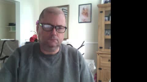 wobble444 online show from October 2025 09:48:02 AM