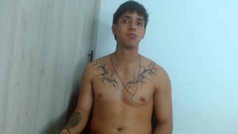 Snapshot of wolf_light chatting on December 2025 10:36:02 PM wolf_light online show from December 2025 10:36:02 PM