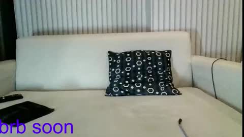 Snapshot of wooziemoo325 chatting on October 2025 04:41:02 PM Steve Brand online show from October 2025 04:41:02 PM