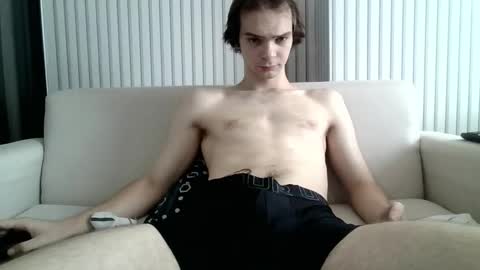 Snapshot of wooziemoo325 chatting on November 2025 03:08:02 AM Steve Brand online show from November 2025 03:08:02 AM