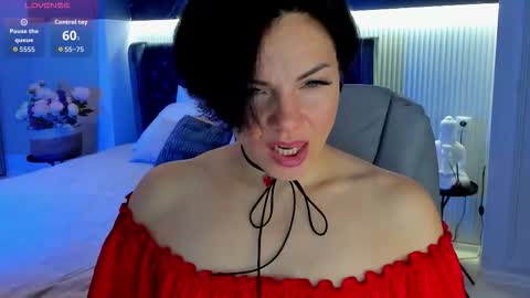 Snapshot of wow_maya chatting on December 2025 01:03:02 AM Maya online show from December 2025 01:03:02 AM