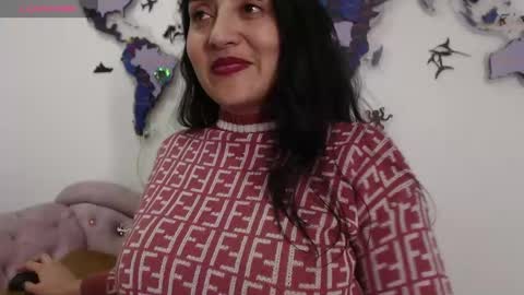 Snapshot of ximenaa_suarez chatting on December 2024 06:55:02 AM ximena suarez online show from December 2024 06:55:02 AM