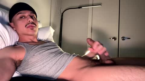 xmomentumx online show from December 2024 04:57:01 AM