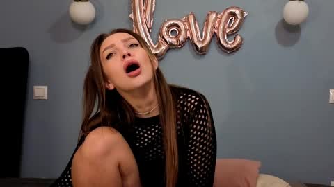 Snapshot of xsexycouples chatting on February 2025 11:42:01 PM AnnaMaee online show from February 2025 11:42:01 PM