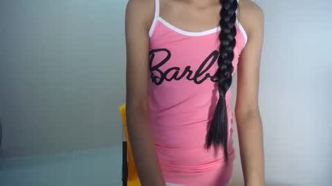 Snapshot of xxkayjeanxx chatting on November 2025 09:31:01 AM Aya online show from November 2025 09:31:01 AM