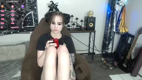 Lilith online show from January 2025 06:46:01 AM