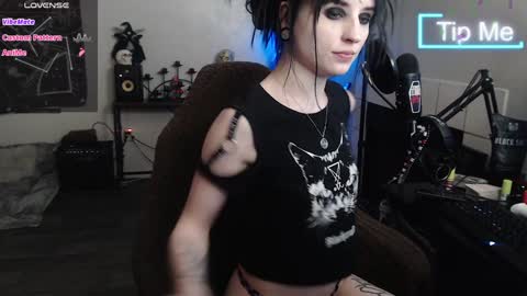 Lilith online show from January 2025 06:17:02 AM