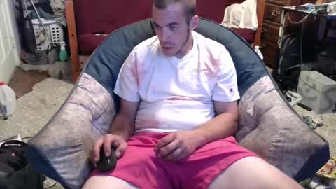xxScubaStevexx online show from September 2025 11:39:02 PM