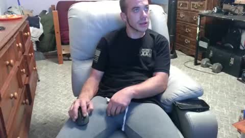xxScubaStevexx online show from September 2025 03:22:01 AM