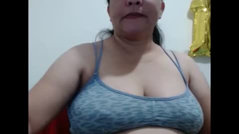 Snapshot of yann40247 chatting on January 2025 05:34:01 AM yann40247 online show from January 2025 05:34:01 AM