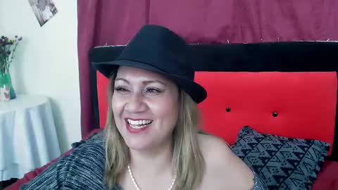 yayita online show from January 2025 07:01:02 PM