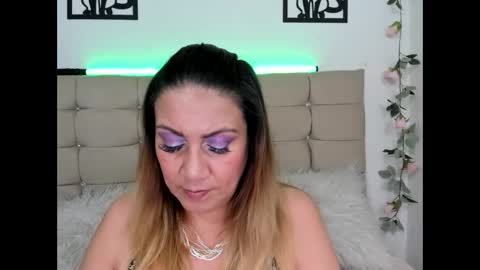 yayita online show from September 2025 01:46:02 PM