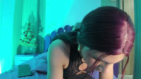 Snapshot of yess__daddy chatting on December 2024 04:35:02 PM yess__daddy online show from December 2024 04:35:02 PM