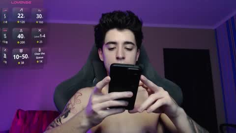 yofukashi online show from December 2025 12:38:02 AM