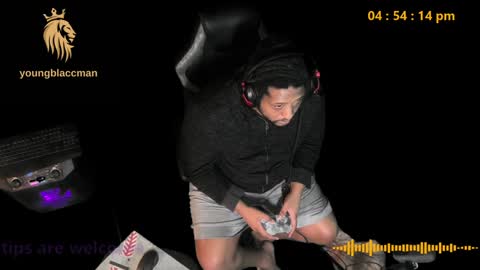 younblaccman6969 online show from January 2025 10:52:01 PM