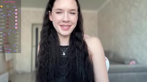 Mia  online show from January 2025 01:25:02 PM