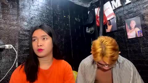 your_twinkletoes18 online show from November 2025 03:56:02 PM