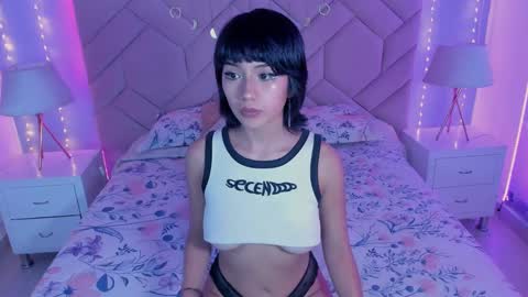 Yui LIn online show from March 2025 08:20:02 PM