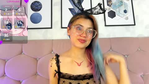 Yukki Kuran online show from January 2025 01:54:01 AM