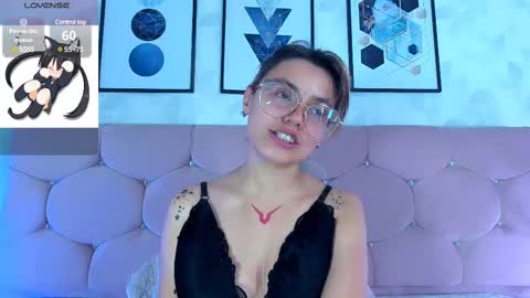 Yukki Kuran online show from February 2025 09:42:02 AM