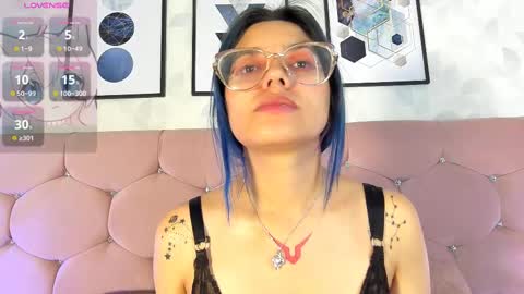 Yukki Kuran online show from March 2025 08:24:02 AM