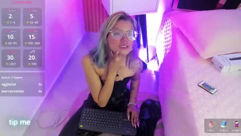 Yukki Kuran online show from September 2025 03:06:02 AM