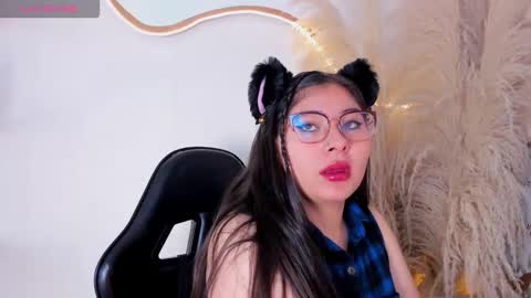 Zelene   online show from October 2025 11:30:02 AM