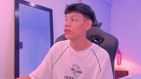 zeus_blaze online show from September 2025 03:39:02 AM