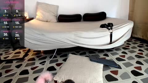 Snapshot of zeus_millers chatting on January 2025 07:18:01 PM zeus_millers online show from January 2025 07:18:01 PM