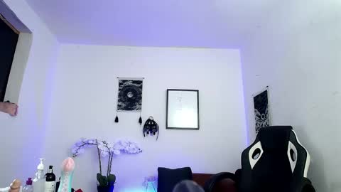 Snapshot of zeus_millers chatting on March 2025 10:21:02 PM zeus_millers online show from March 2025 10:21:02 PM