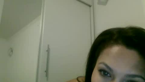 Snapshot of zeya987 chatting on September 2025 09:03:02 PM Zeya online show from September 2025 09:03:02 PM